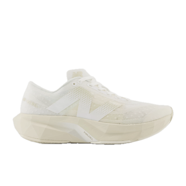 The New Balance FuelCell Rebel v4 is a lightweight daily trainer that seamlessly transitions between your fastest days to your longest miles on the road. Boasting a supercritical PEBA blend FuelCell foam in the midsole the v4 continues to deliver the l...