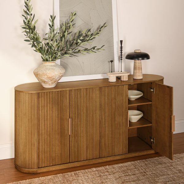 feature:Adjustable Shelves