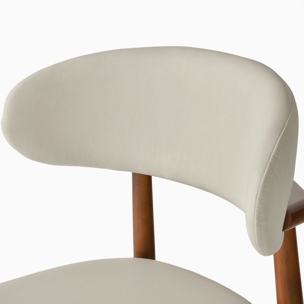 armrest design:Armless