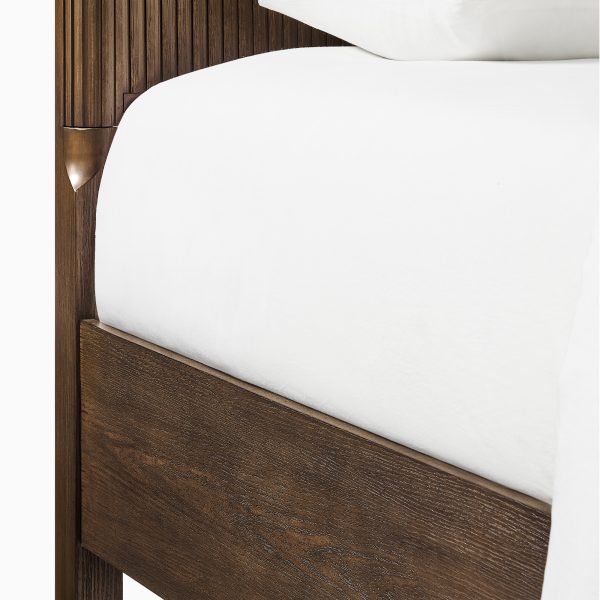 frame material:Engineered Wood