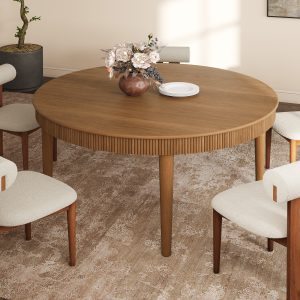 and you'll have memories to last a lifetime. Boasting a rich brown finish and a timeless round silhouette