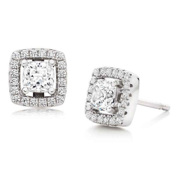 * White gold plated over brass* Imitation diamond stones* Butterfly Backing* Dimensions: 6mm* Weight: 5 grams* Available in Round