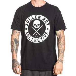 <p>Men's tee with oversized printed artwork on front and back featuring the Sullen Art Collective Badge.  </p> <div> <ul> <li>Premium Slim Fit Tee </li> <li>Short sleeves </li> <li>Tagless for comfort </li> <li>Woven Sullen Badge label on left sleeve </li> <li>100% Soft Cotton Body </li> <li>Machine washable </li> </ul> </div>