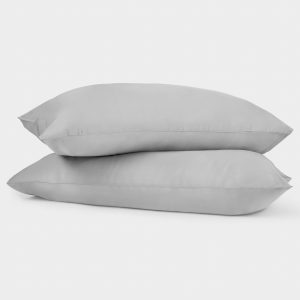 Osteopath Recommended. "I have searched for a long time for the right pillow. As an Osteopath this ticks every box and has helped my neck pain. I shall recommend this to my patients. Excellent product and eco friendly." - Wendy Hounsfield. Description. Enough pillow talk - it's time to get serious about pillows.... Ridiculously good sleep starts with amazing pillows.. Better sleep coming your way.. Bundle Includes:. 2 x Eucalyptus Silk Pillowcases. 2 x Eucalyptus Silk Pillows. 2 x Pillow Protectors. *All sizes are UK standard sizes with deep fitting Fitted Sheet*. *Super King & Emperor sizes include 50x90cm Pillow options*. Have you tried our sheets yet?. If not