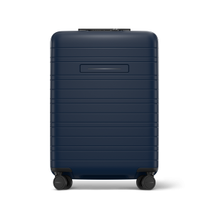 Buy H5 Air – ultralight cabin luggage made with aerospace-grade materials and built for effortless travel. ✓ Lifetime warranty