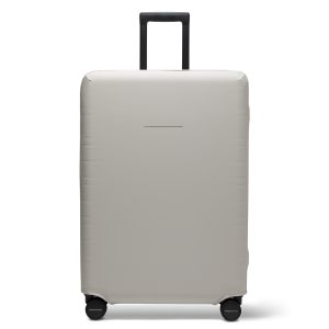 Order the Luggage Cover L – a must-have for long-haul travel