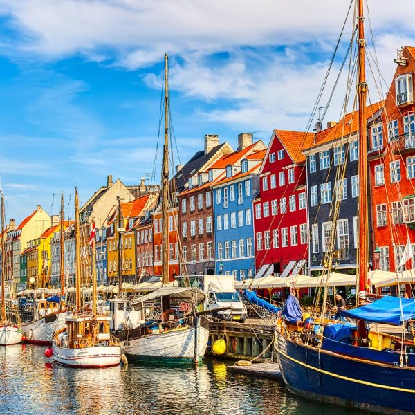Cheap flight from London to Copenhagen with Gotogate UK.