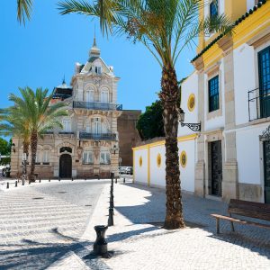 Cheap flight from Manchester to Faro with Gotogate UK.