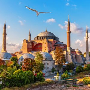 Cheap flight from Manchester to Istanbul with Gotogate UK.