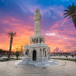 Cheap flight from London to Izmir with Gotogate UK.