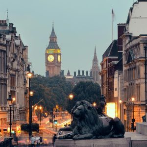 Cheap flight from Newquay to London with Gotogate UK.