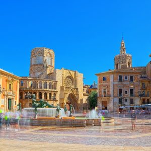 Cheap flight from London to Valencia with Gotogate UK.