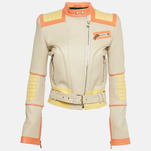 This Balmain biker jacket delivers signature edge in smooth beige leather. Finished with polished zip details