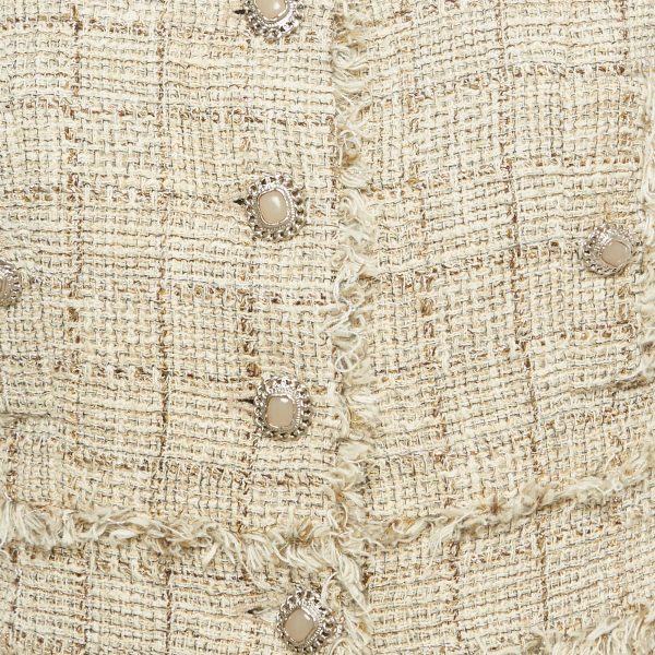 it balances textural richness with timeless lines