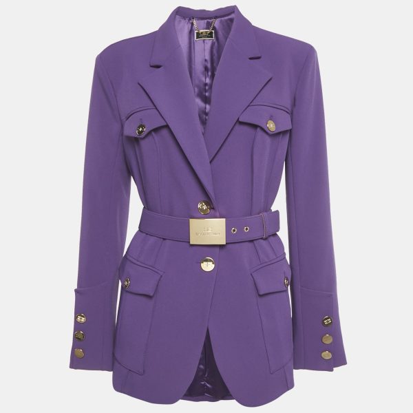 Elisabetta Franchi’s belted jacket exudes refined sophistication. Cut in structured purple crepe