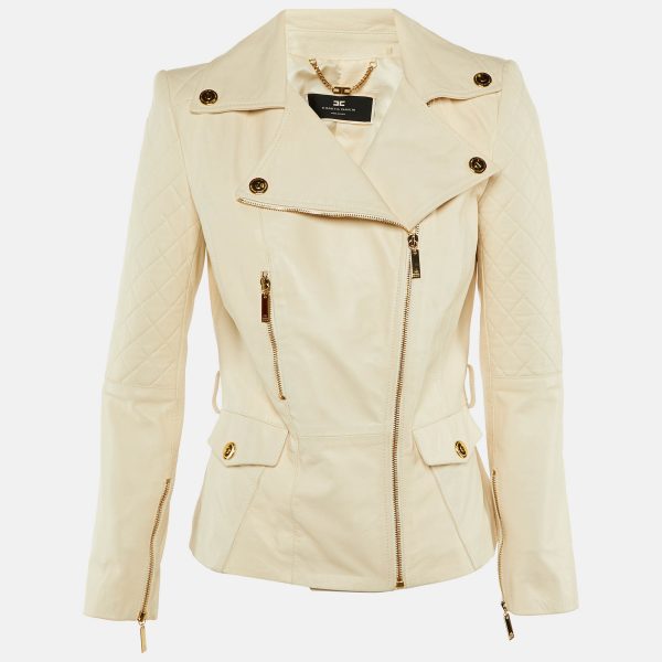 This beige biker jacket from Elisabetta Franchi softens classic moto lines with a creamy hue and meticulous tailoring. Gold zip and button details add shine and maintain wearability.