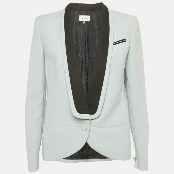 Emilio Pucci brings sophistication to tailoring with this light blue crepe blazer. The button front design ensures a polished finish