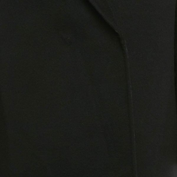 wide lapels