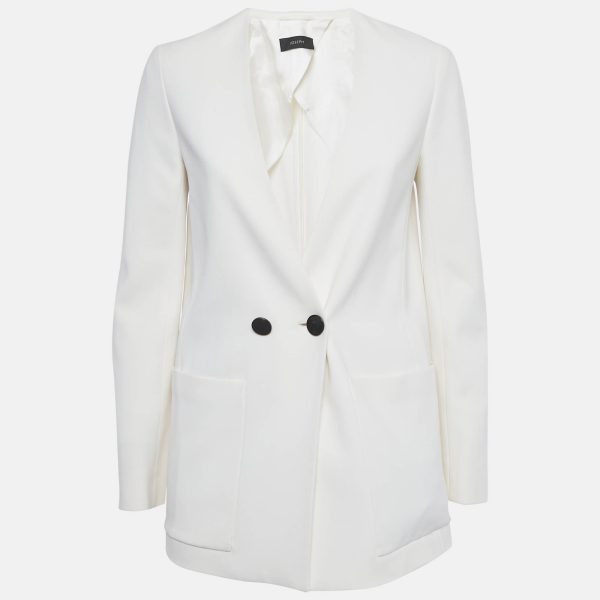 Joseph’s Lambert blazer is cut in crisp white crepe