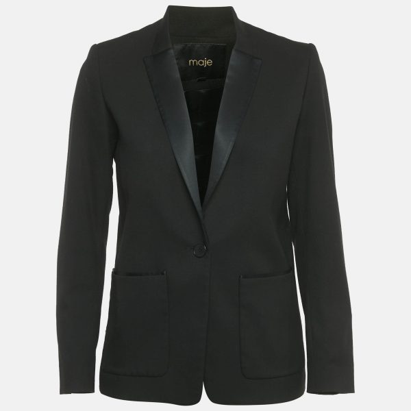 Cut in black crepe