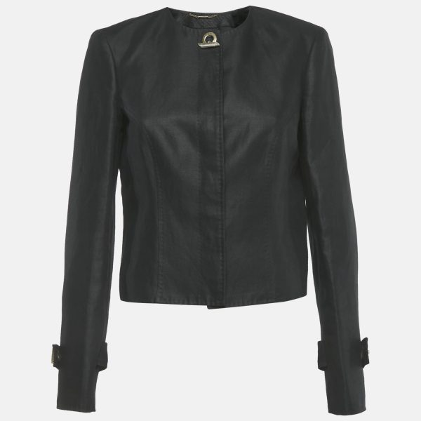 Tailored with a touch of edge