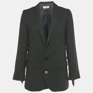 This Zadig and Voltaire Viva Frange blazer takes the sharp lines of classic suiting and softens them with back fringes that sway as you move. In deep black