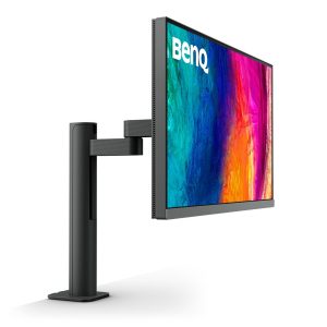 BenQ PD2706UA with ergo arm and USB Type-C covers 95% P3