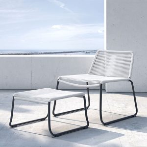 Minimalists rejoice - the Barclay Lounge Chair and Ottoman are the perfect outdoor pieces for you. Tastefully wrapped in durable