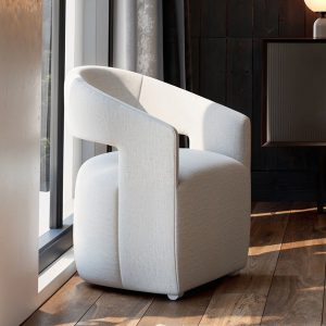 The beautiful curves on the Albany Dining Chair flow into a clean