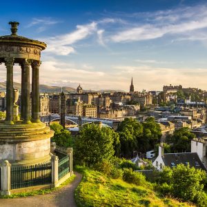 Cheap flight from London to Edinburgh with Gotogate UK.