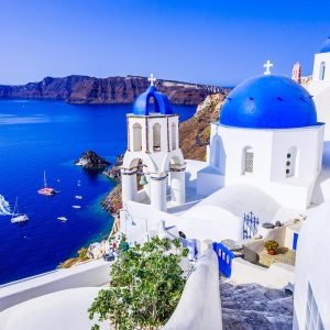 Cheap flight from London to Thira with Gotogate UK.