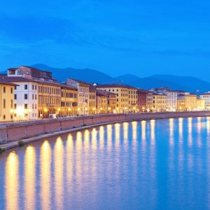 Cheap flight from London to Pisa with Gotogate UK.